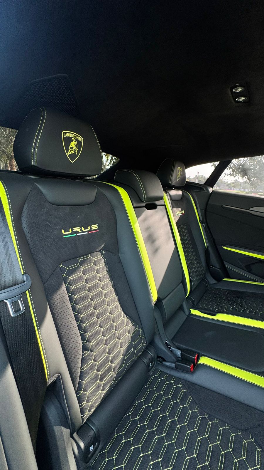 Lamborghini Black 2024