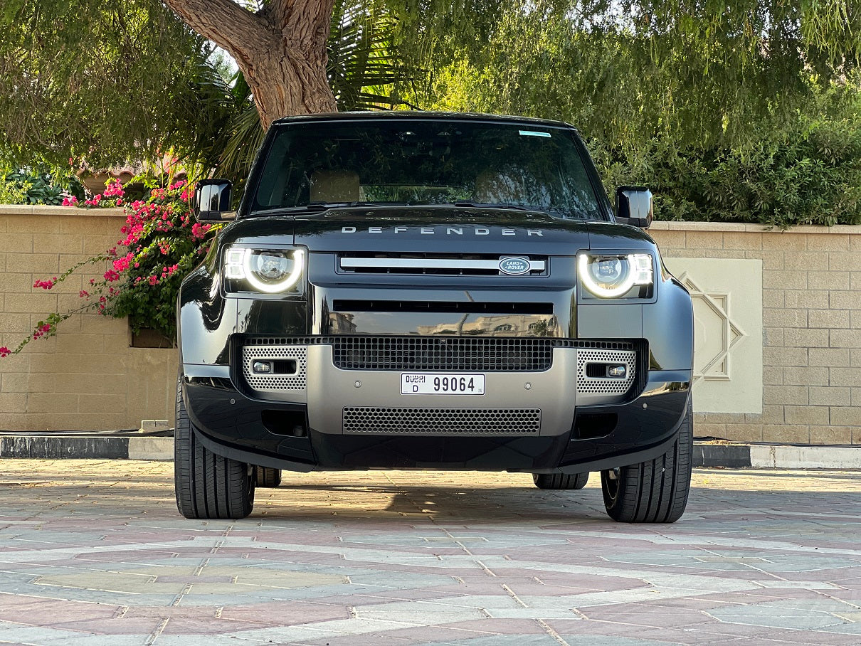 Land Rover Defender 2025