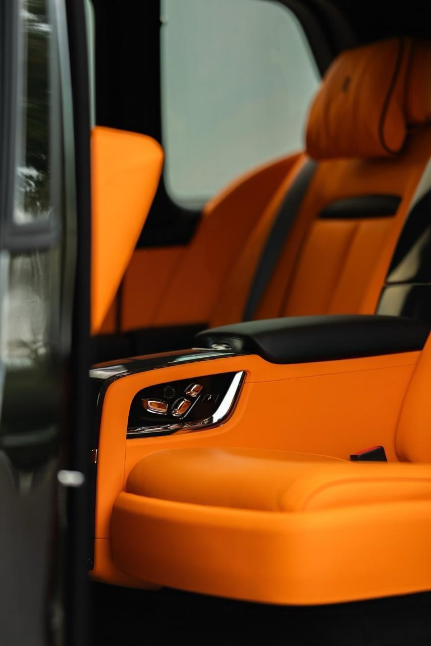 Rolls Royce Cullinan 2024